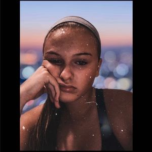 Meet your Posher, Amber